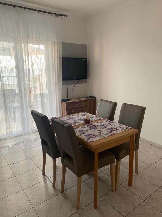 Apartment Jure Τρογκίρ Εξωτερικό φωτογραφία